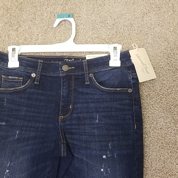 Jeans - Picture 3 of 4